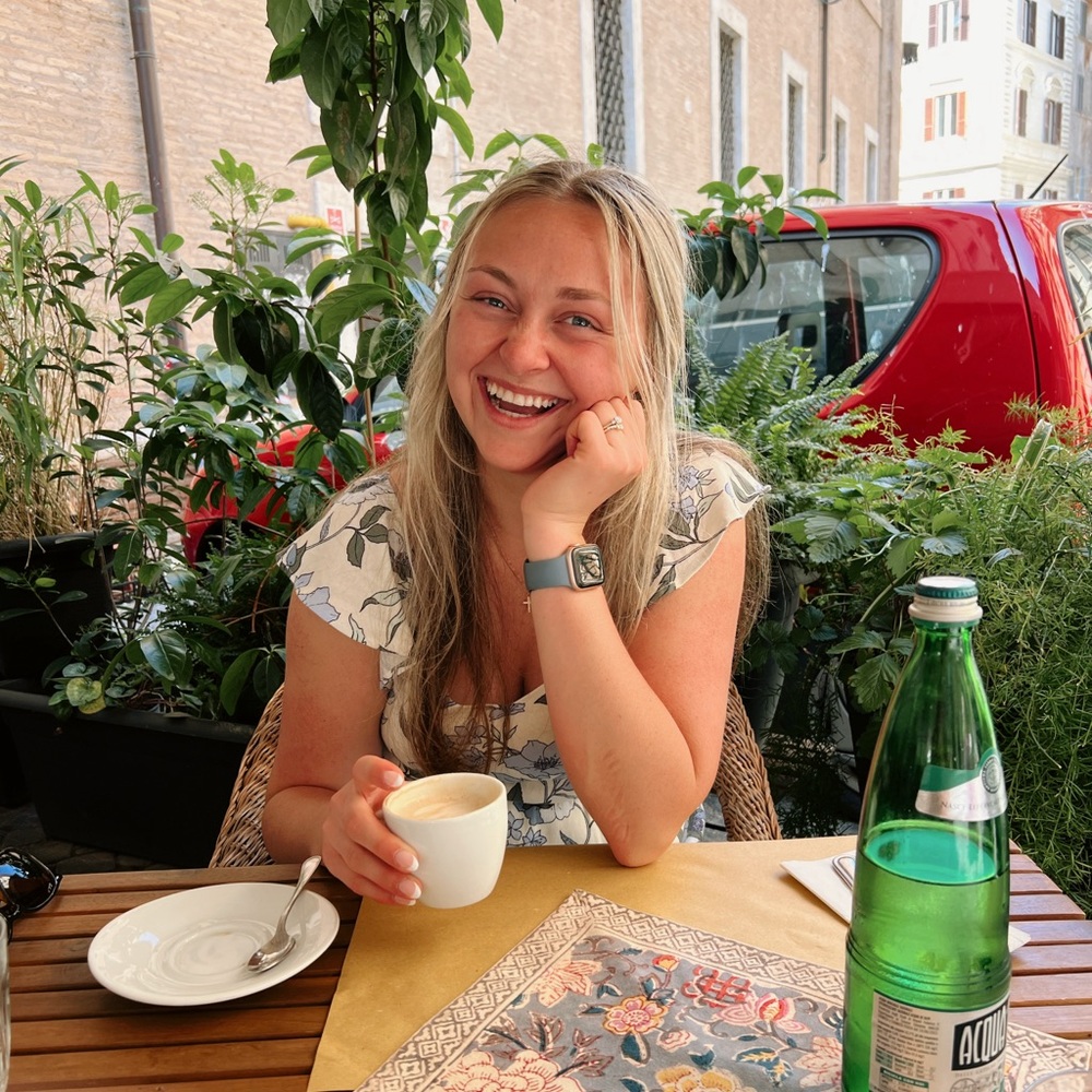 Meet your Posher, Sara